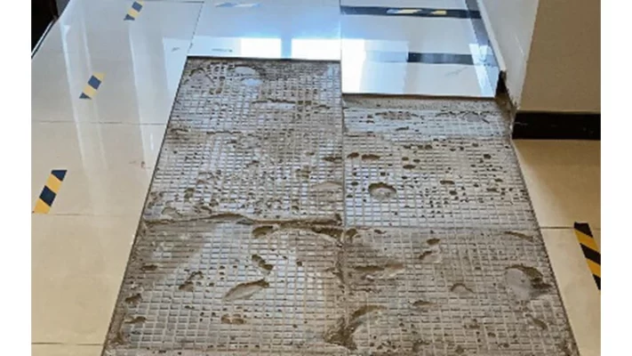 tinh trang bong troc gach 1.jpg